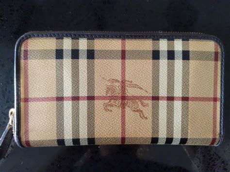 womens wallet card holder burberry|real burberry wallet.